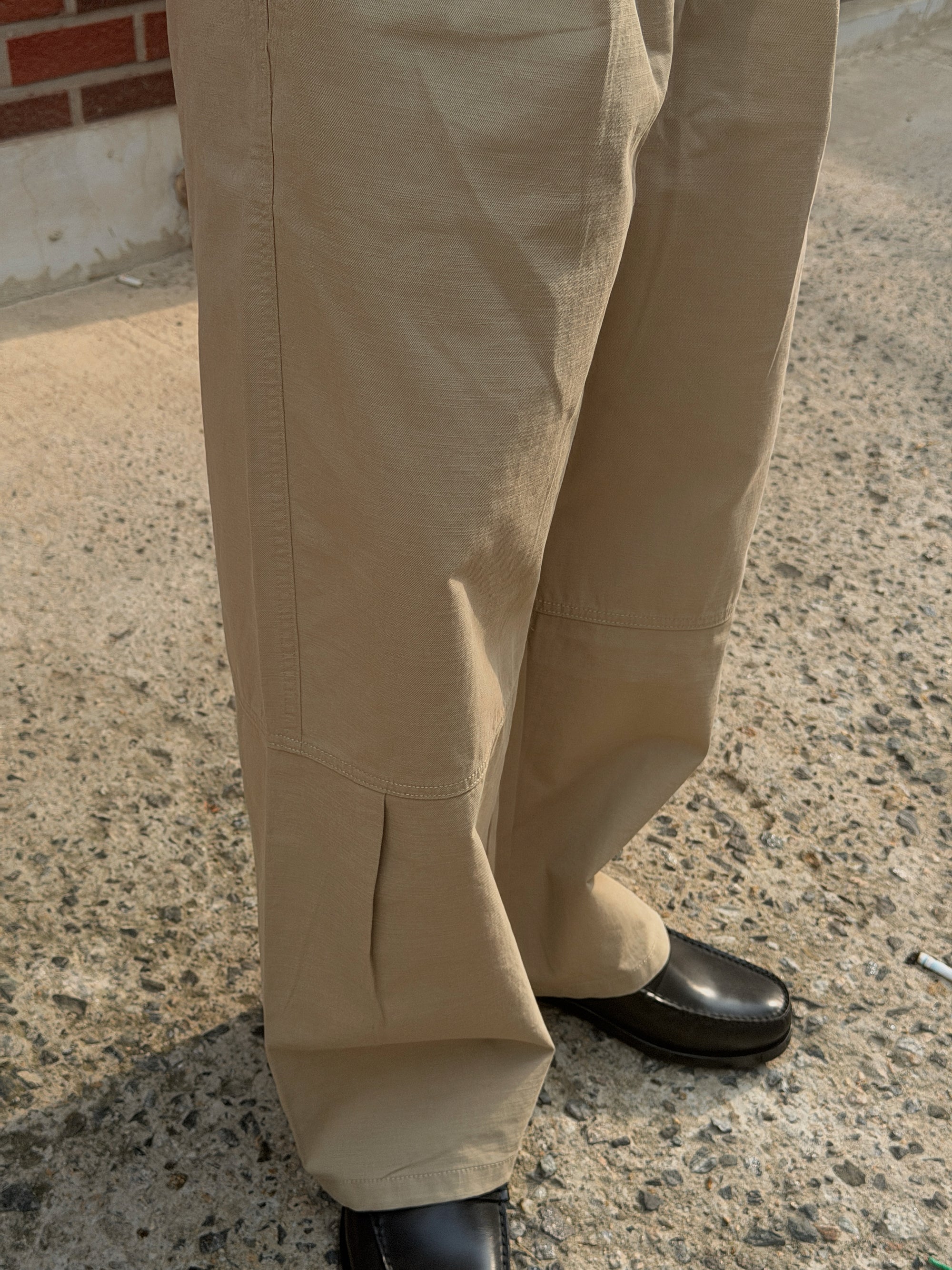 立體剪裁雙褶工裝褲