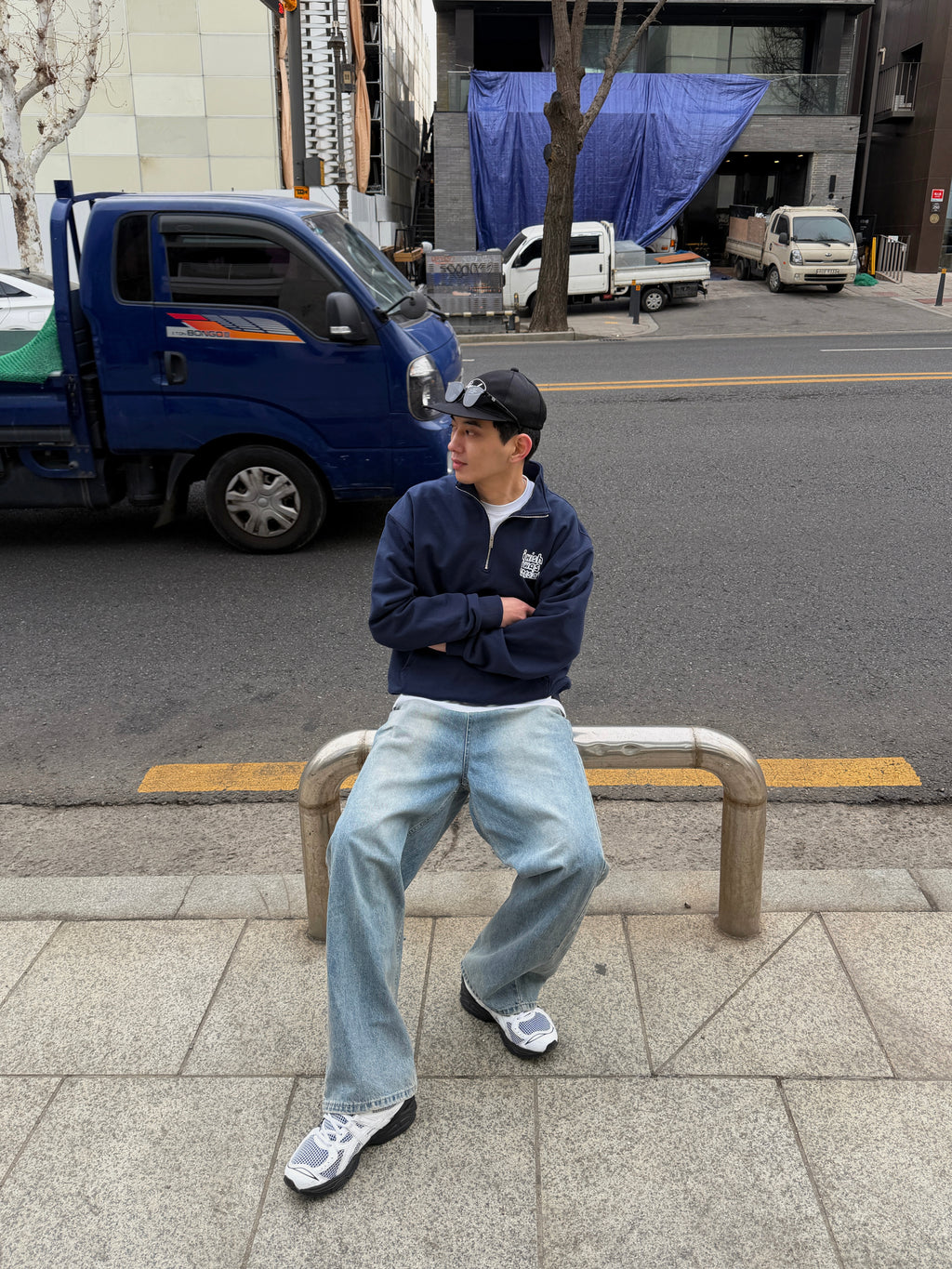 半拉鍊立領大學踢