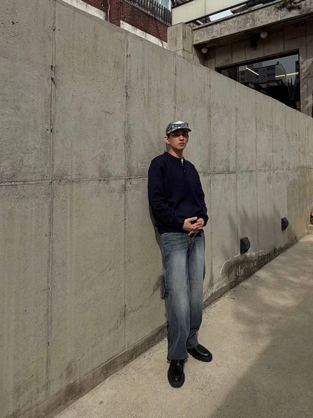 修身直筒水洗牛仔褲