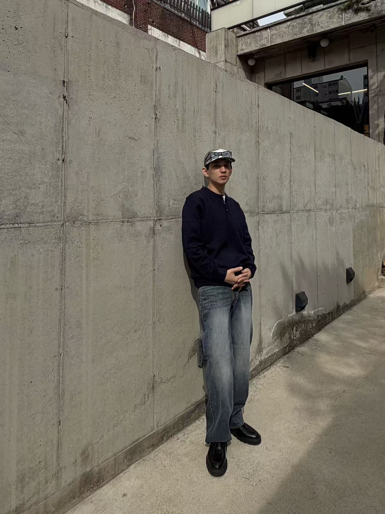 修身直筒水洗牛仔褲