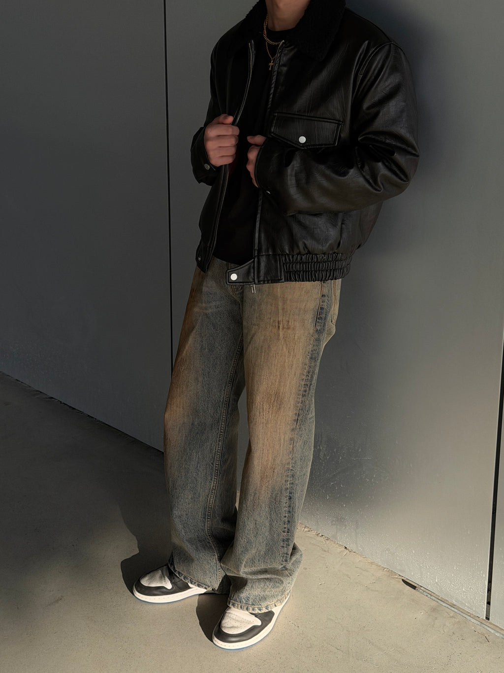 仿舊刷色牛仔褲