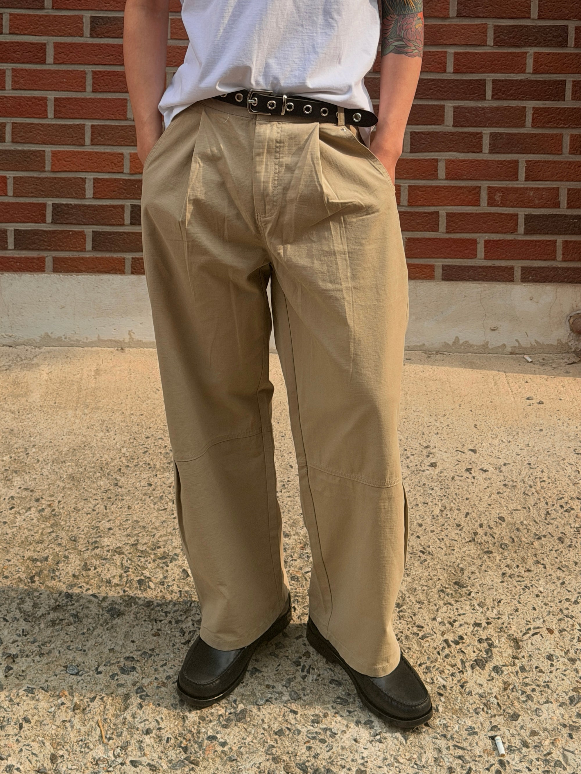 立體剪裁雙褶工裝褲