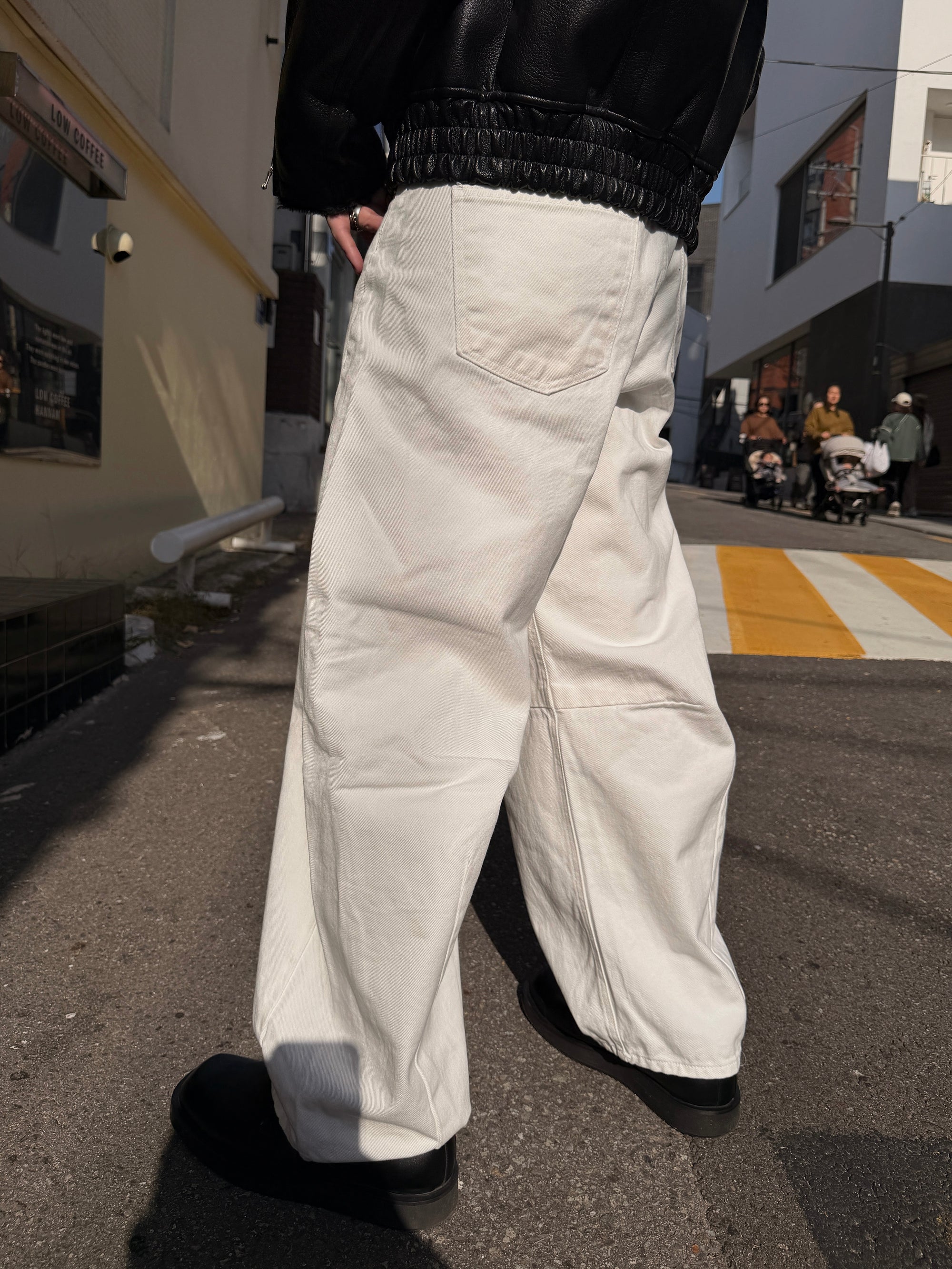 剪裁設計單寧牛仔褲