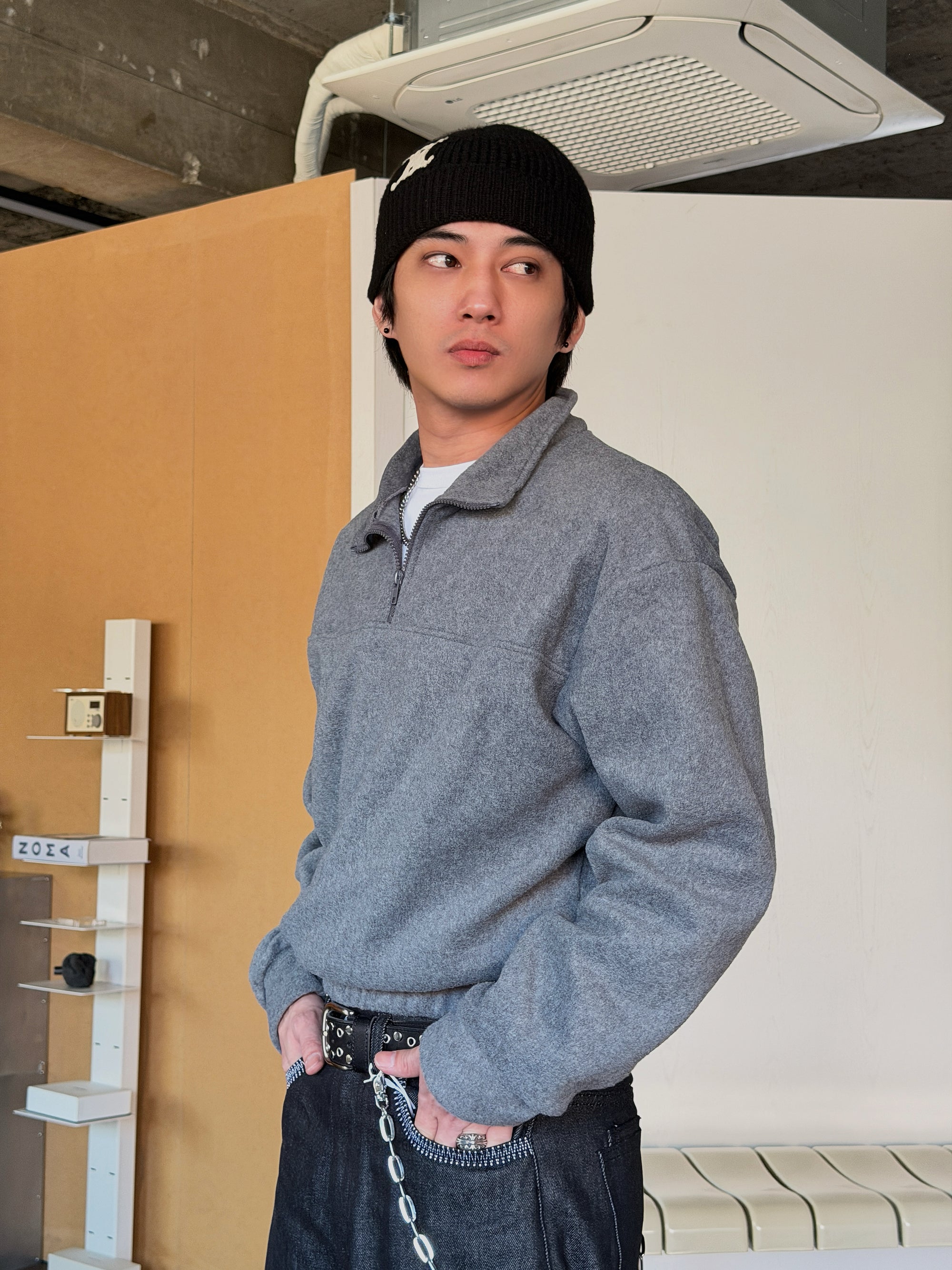 短版半開襟拉鍊衛衣