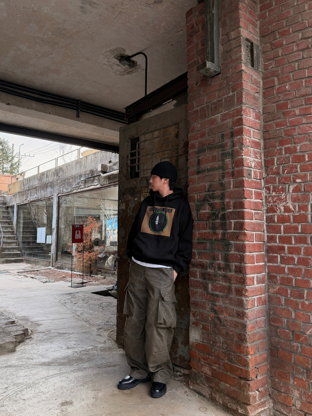 潮流相片短版帽Ｔ