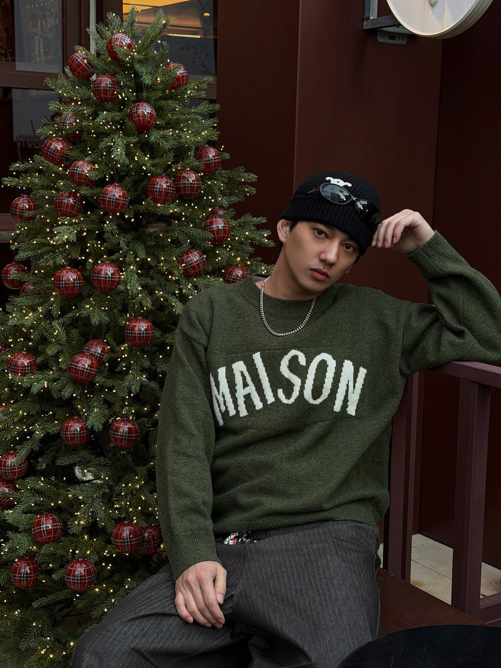 MAISON 字母針織毛衣