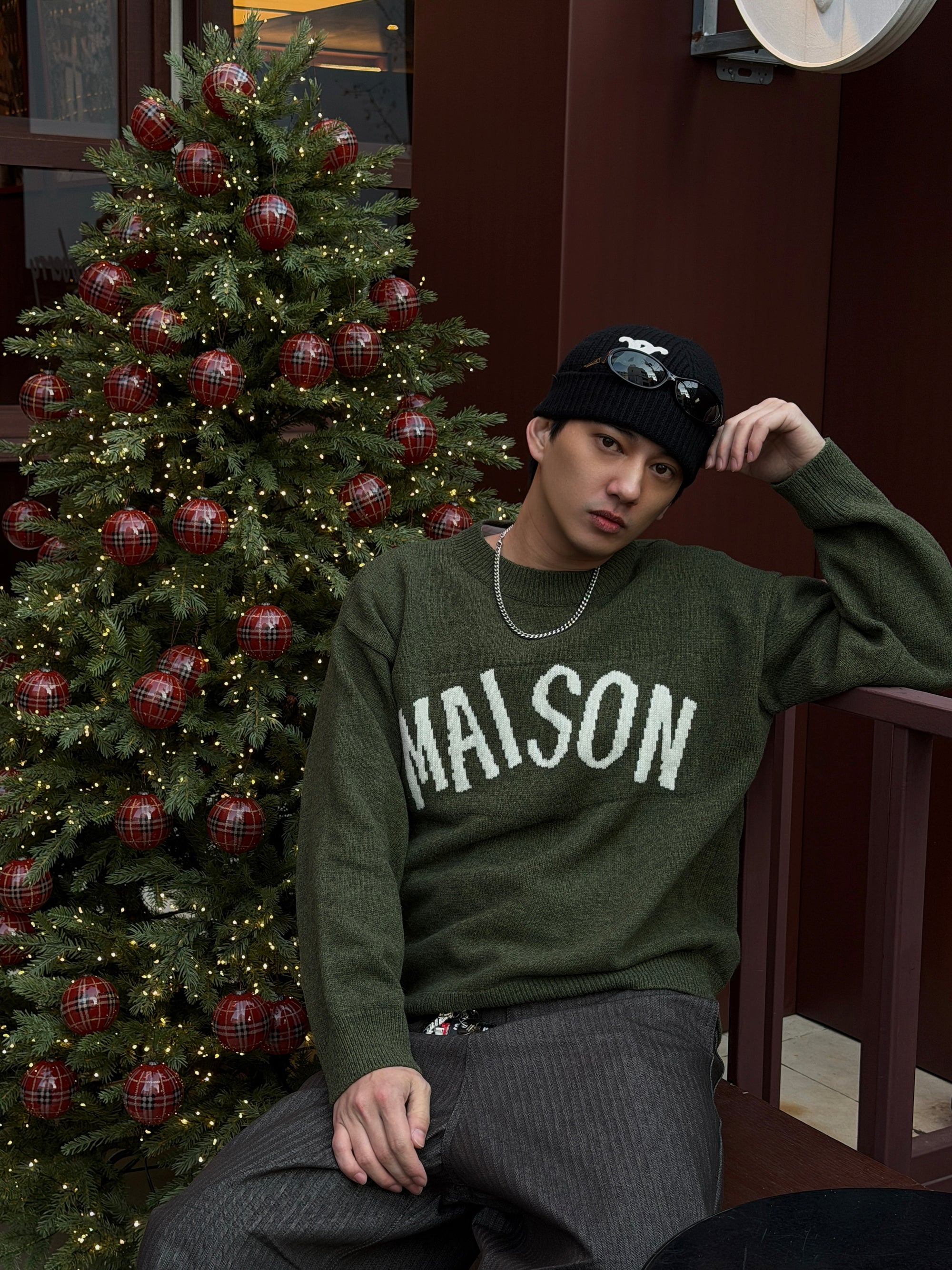 MAISON 字母針織毛衣