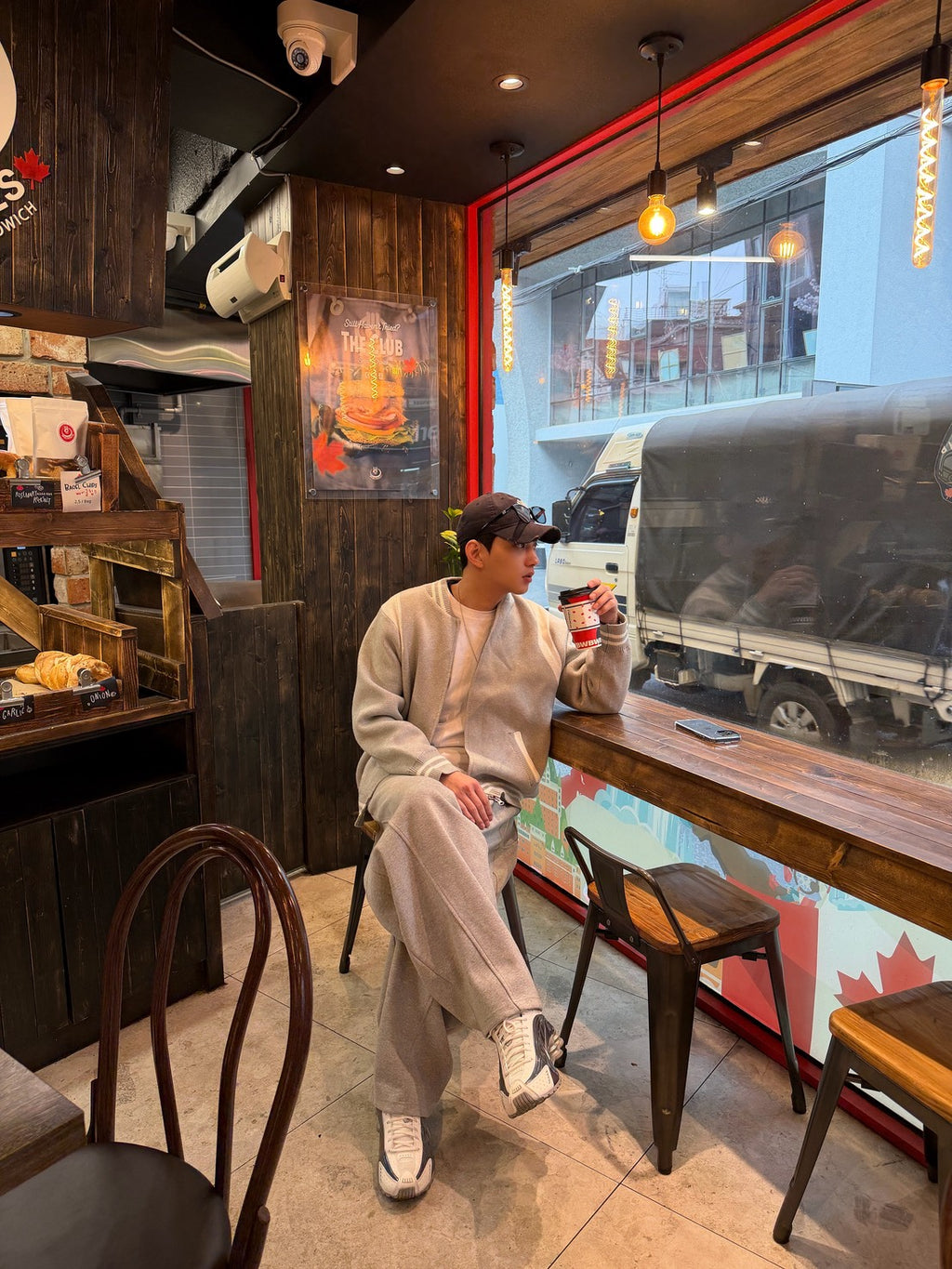 重磅棒球針織外套