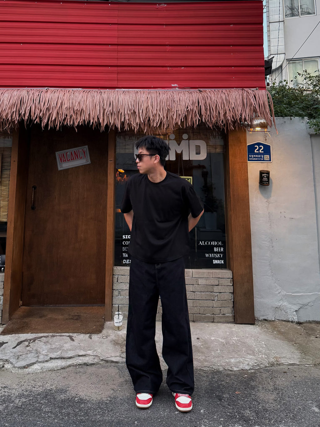 超帥後釦單寧牛仔褲