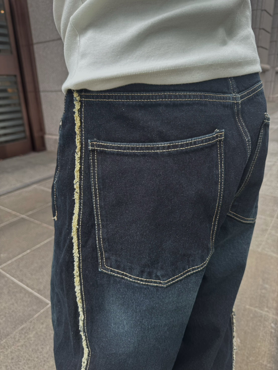 刷色帥氣彎刀褲