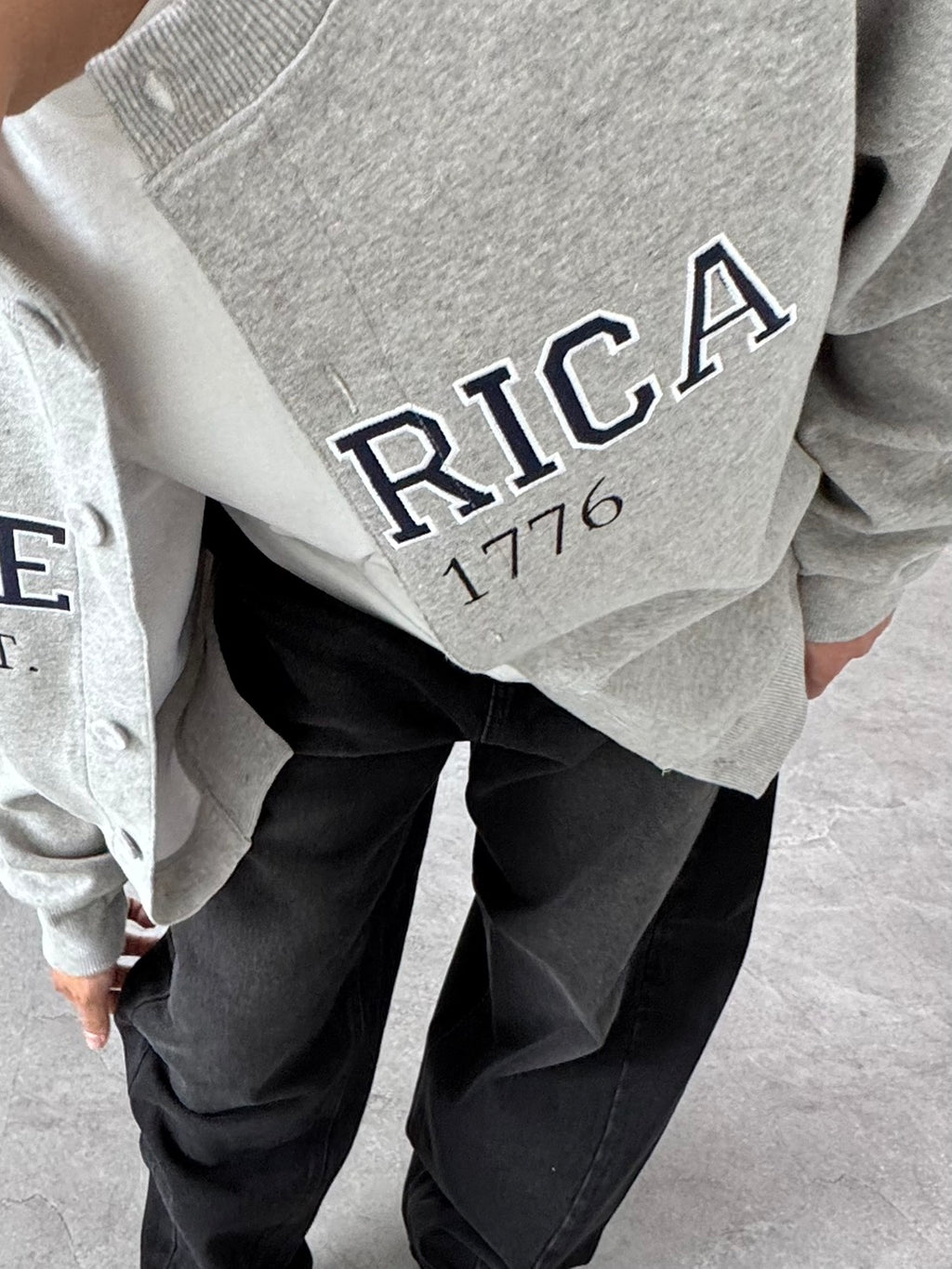 刷色帥氣彎刀褲